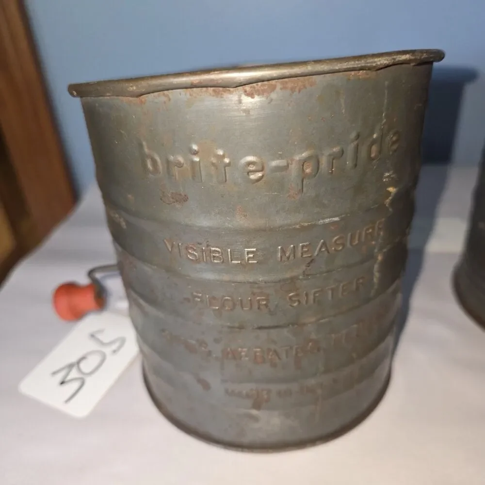 Vintage Brite-pride Flour Sifter Red Knob Made In USA
